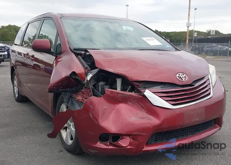 2017 Toyota Sienna Le 8 Passenger from USA, damaged, VIN 5TDKZ3DC0HS797041